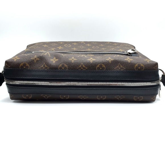 Vintage Louis Vuitton Laptop Bag🤎 - Picture 9 of 14